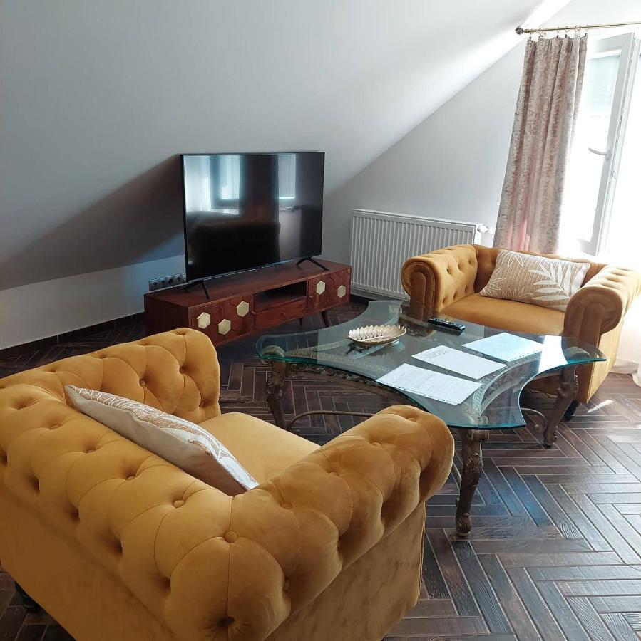 Dr Becsey Luxury Apartman ベーケーシュチャバ エクステリア 写真